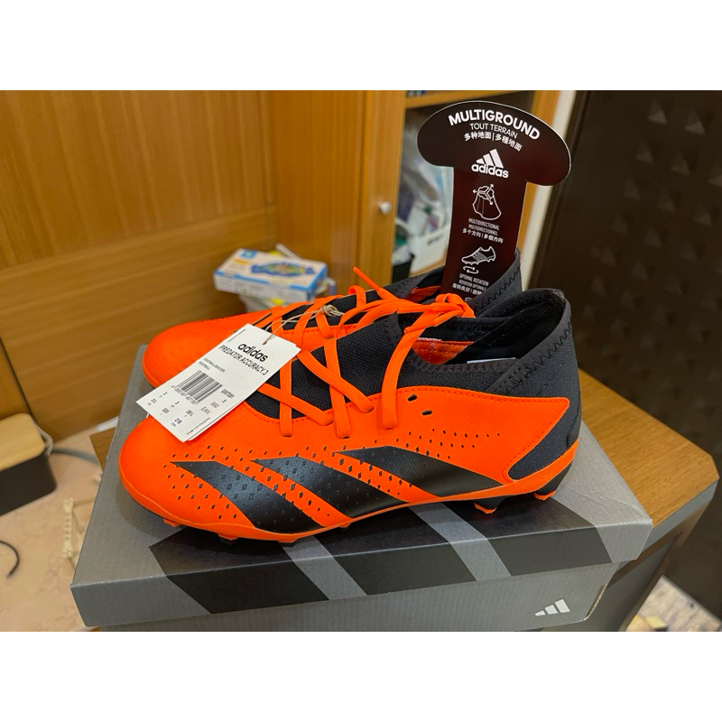 Adidas 全新APREDATOR ACCURACY.3 FG J 兒童室外足球鞋(GW7081)-22cm