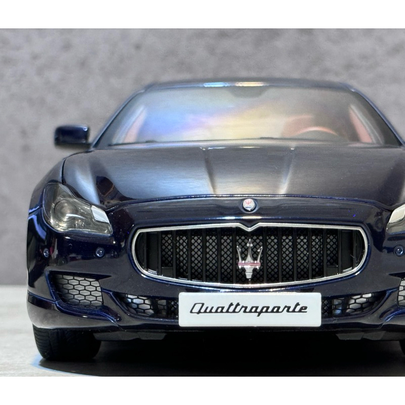 【AUTOart】1/18 Maserati Quattroporte GTS 深藍 1:18 模型車