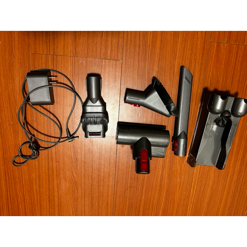 Dyson V8 配件(含已故障主機)