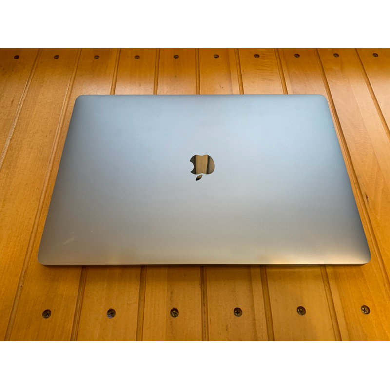 分期0利率Applecare+保固內 32G/2TB原價13萬16吋 頂規8核心 2019 MacBook Pro