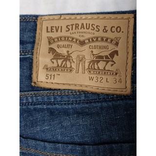 Levis，511型，窄管褲