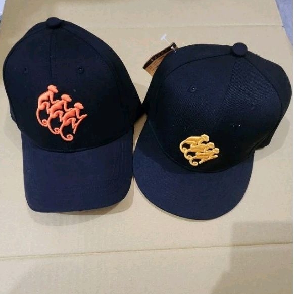 三隻猴子 刺繡款棒球帽 鴨舌帽 平沿棒球帽 橘 黃