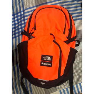 二手 supreme x the north face tnf 橘色後揹包