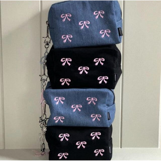 🇰🇷 ᴢʜᴏᴜ.ᴋʀ現貨｜MAZZZZY 蝴蝶結收納包 化妝包 Ribbon pattern ｜韓國文創·品牌代購