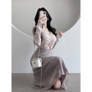 Winni Shop✈️正韓 V領木耳邊抓皺上衣+層次雪紡長裙 短版上衣 木耳邊上衣 褶皺 魚尾裙 氣質洋裝