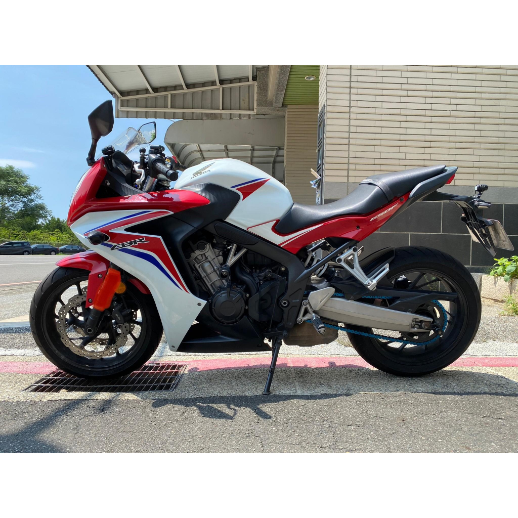 HONDA CBR650F 二手檔車中古車配合全額.超額.學生貸款強力過件白牌黃牌紅牌仿賽街車大型重機滿18即可辦