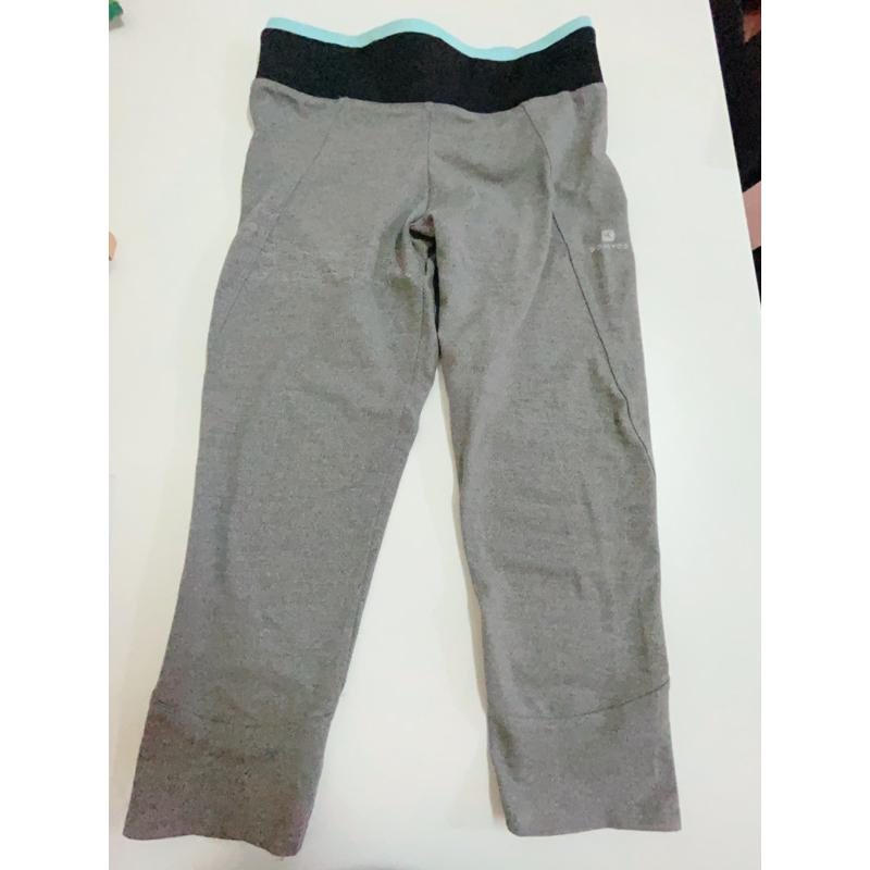 迪卡儂-淺灰色彈性七分瑜珈褲-美規2XS-八成新