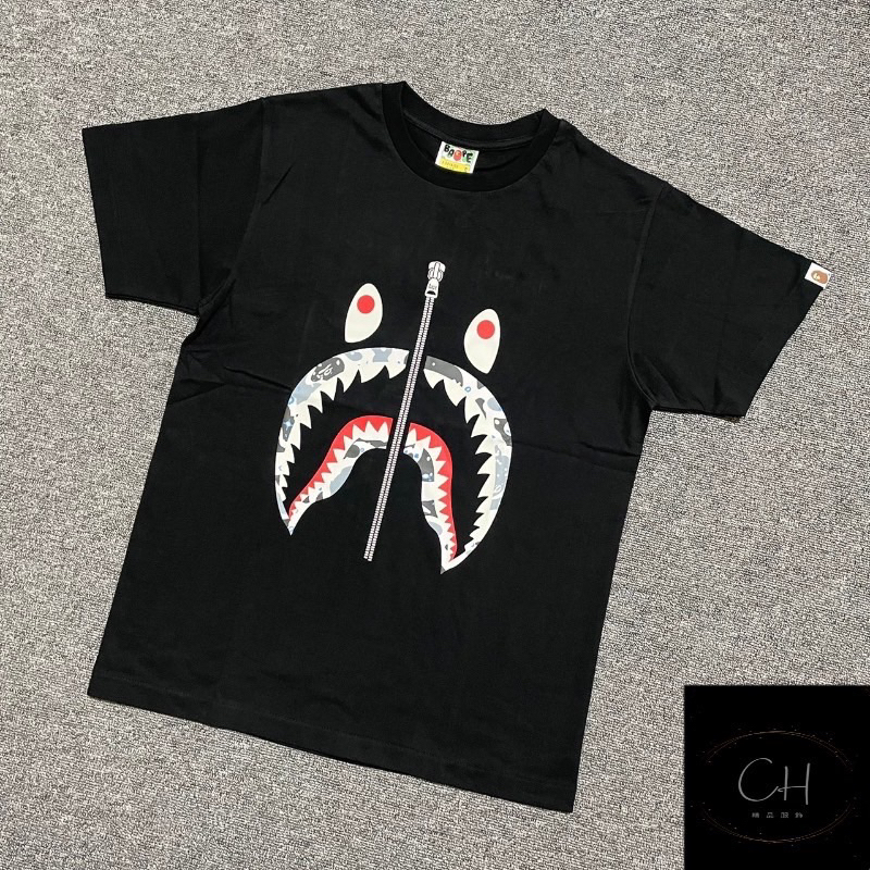 Bape 胸口拉鍊款夜光鯊魚 短袖