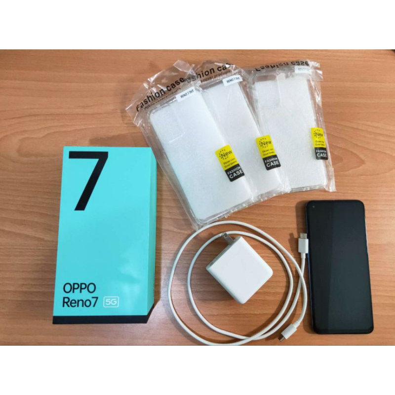 OPPO Reno7 5G (8G/256G) 二手機 中古機 全功能正常 螢幕顯示正常 贈全新保護殼(空壓殼)三個