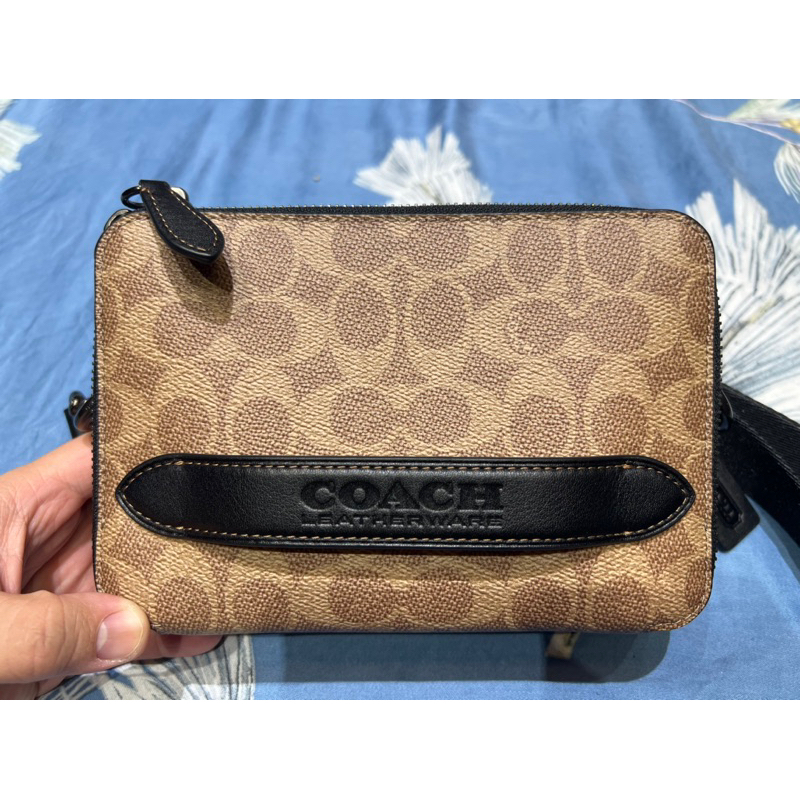 百貨專櫃COACH CHARTER 經典SIGNATURE  緹花面料斜背手袋（型號：C2610）全新 絕版老花色系