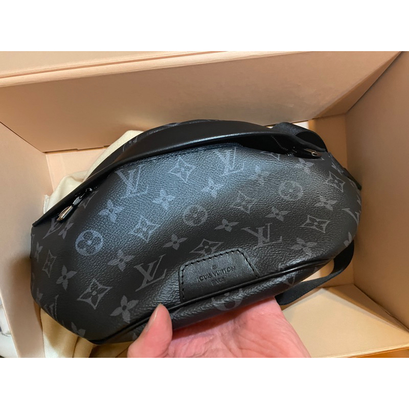 [專櫃購入］LV LOUIS VUITTON Discovery 腰包 M46035