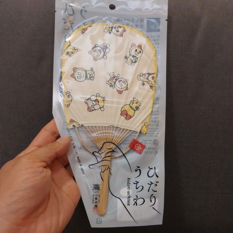 (日本製 現貨在台) 日本一心堂本舖限量手持扇 hidari-uchiwa可愛爆表 合作款 和紙左團扇 哆啦美 小叮鈴