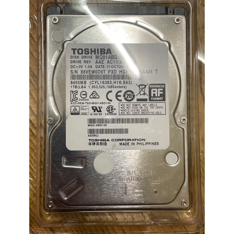 東芝Toshiba 傳統硬碟 2.5吋 1TB 1t。二手中古