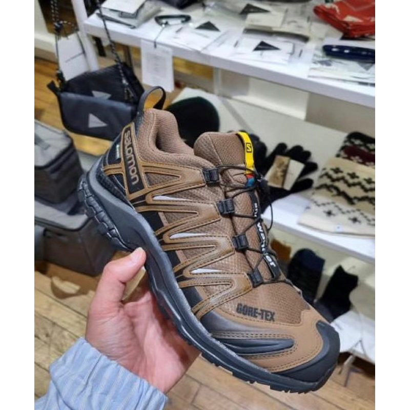 And wander x Salomon xa pro 3D Gore Tex 登山 露營