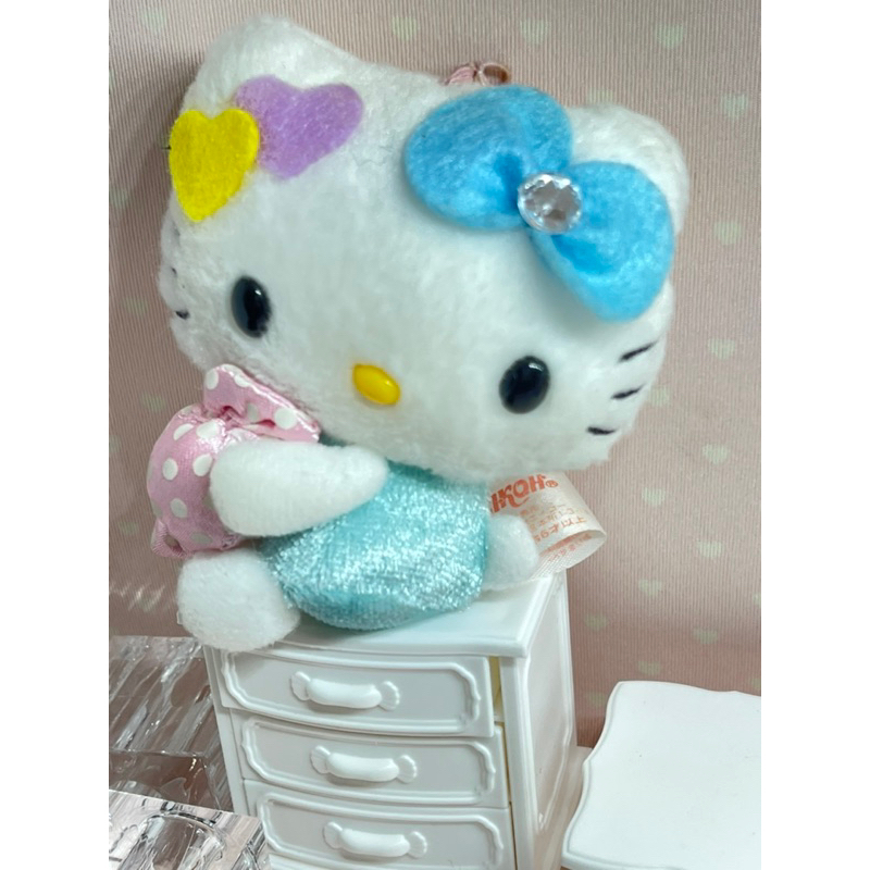 日本帶回來的早期抱糖果的Hello Kitty可愛小娃娃鑰匙圈吊飾