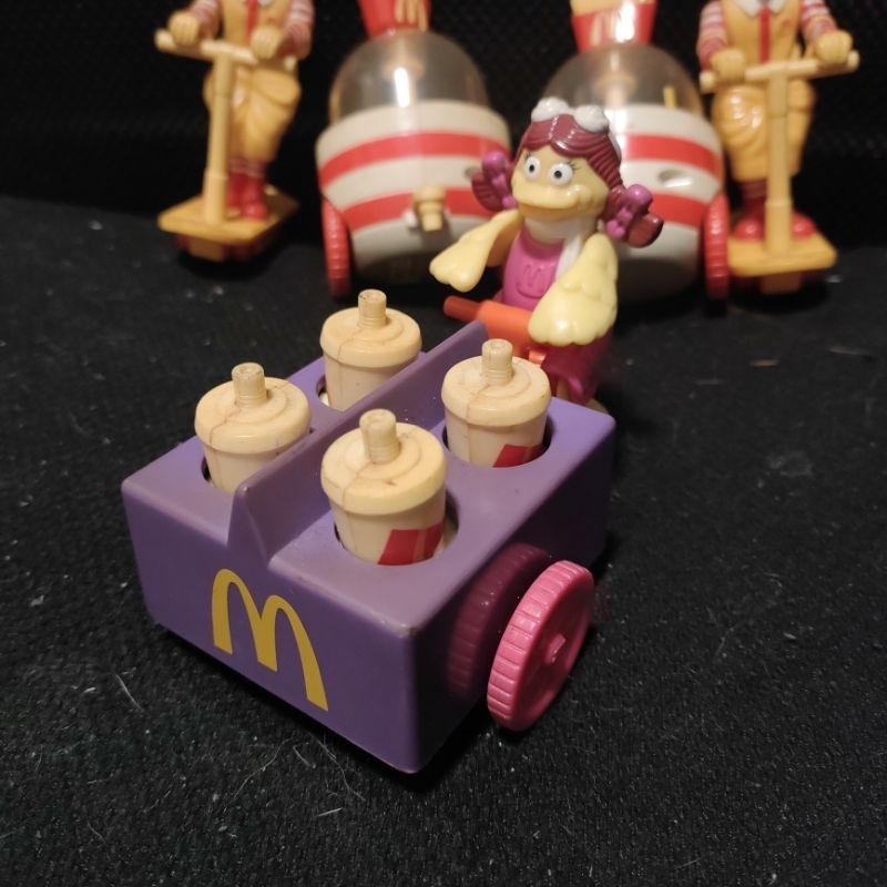 麥當勞玩具 大鳥姐 飲料餐車 2001 古董玩具 懷舊玩具