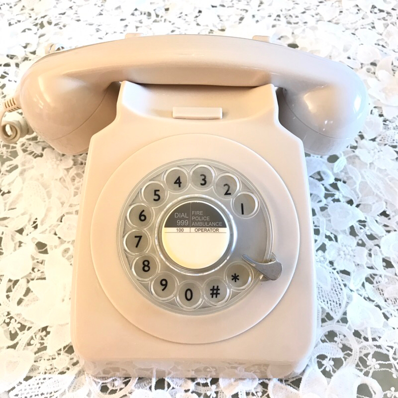 （客訂，非本人勿標)GPO 746 英國品牌轉盤式復古電話奶茶色米色