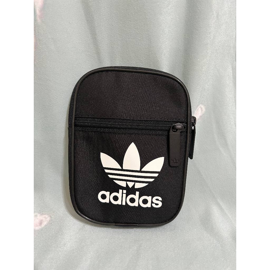Adidas Trefoil 餅乾包 Bag 黑色 小腰包 愛迪達 側背包 小包 方形包 DV2405