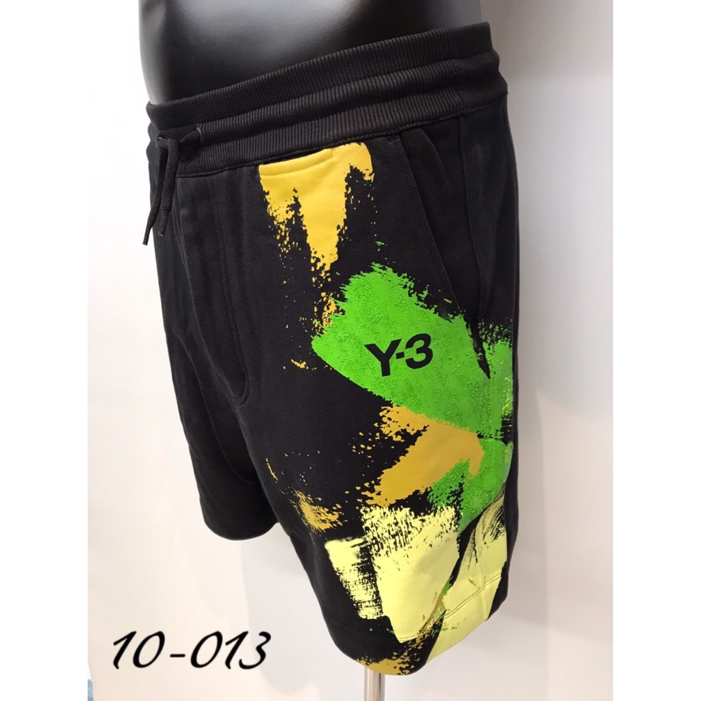 高雄凡賽斯歐洲精品 YOHJI YAMAMOTO Y3 Y-3 GFX-FT 油漆刷色 小字體 黑色 短褲 短棉褲