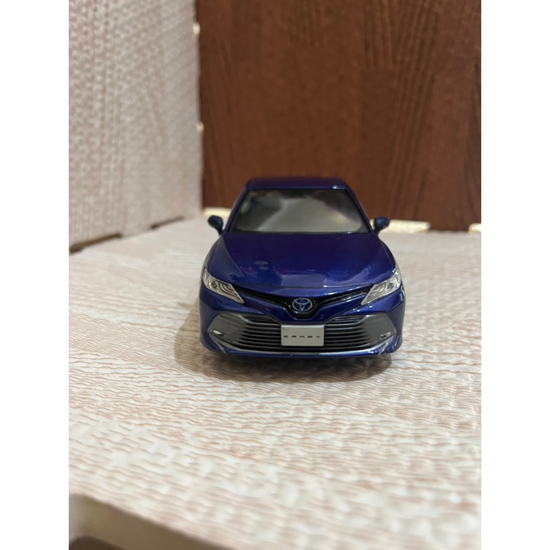 Toyota Camry 藍色 1/30 日規原廠模型車