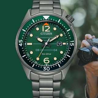 CITIZEN 星辰 推薦款 光動能 時尚大三針手錶-綠AW1717-81X