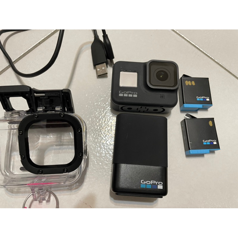 原廠Gopro Hero 8 二手 很新 使用狀況良好，配件超齊全！