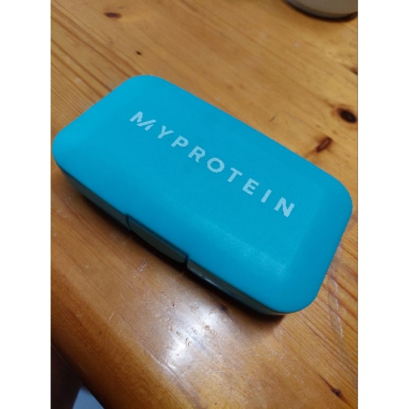 MYPROTEIN 錠劑攜帶式分裝盒藍色