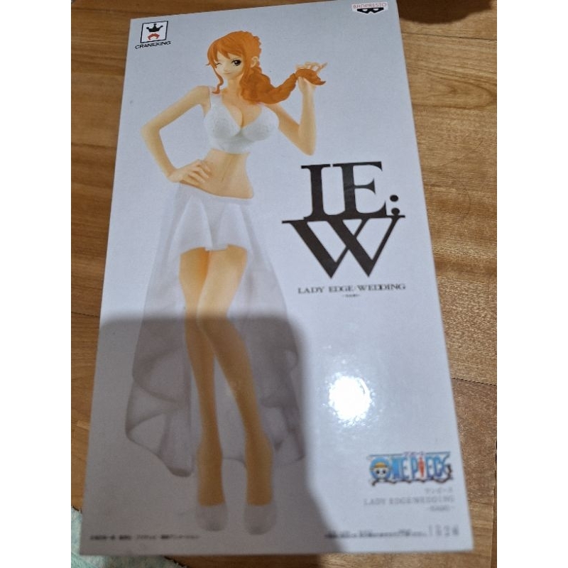 海賊王金證LEW白紗娜美公仔〔買娜美送卡彭無證港版]