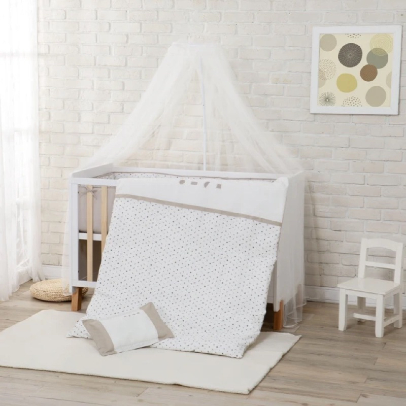 酷咕鴨KUKU PLUS嬰兒床+床墊+寢具組六件組（淺茶/灰米/雲藍)+蚊帳
