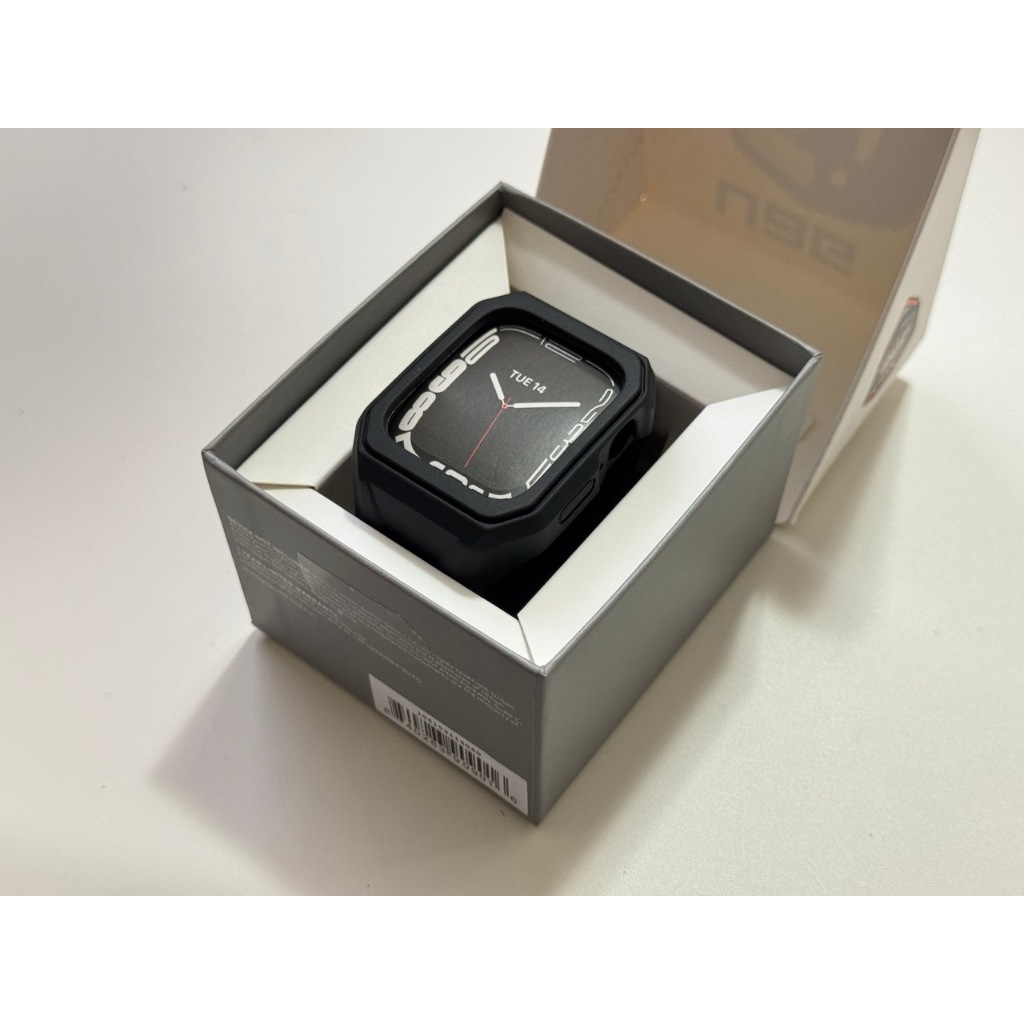 【 王阿姨(免運)二手店】UAG Apple Watch 7/8/9 45mm 極簡保護殼潮流錶帶（極黑）