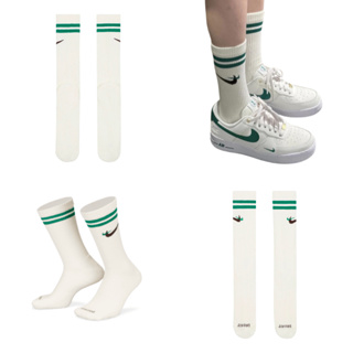 【榮來美】Everyday Plus Cushioned 長襪 襪子 雙勾 刺繡 復古 米白綠色 DQ9165-133
