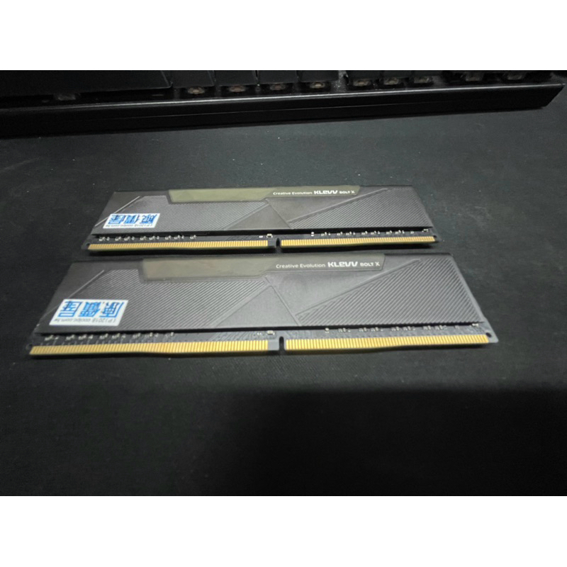 KLEVV 8GB DDR4-3200 Bolt X ram