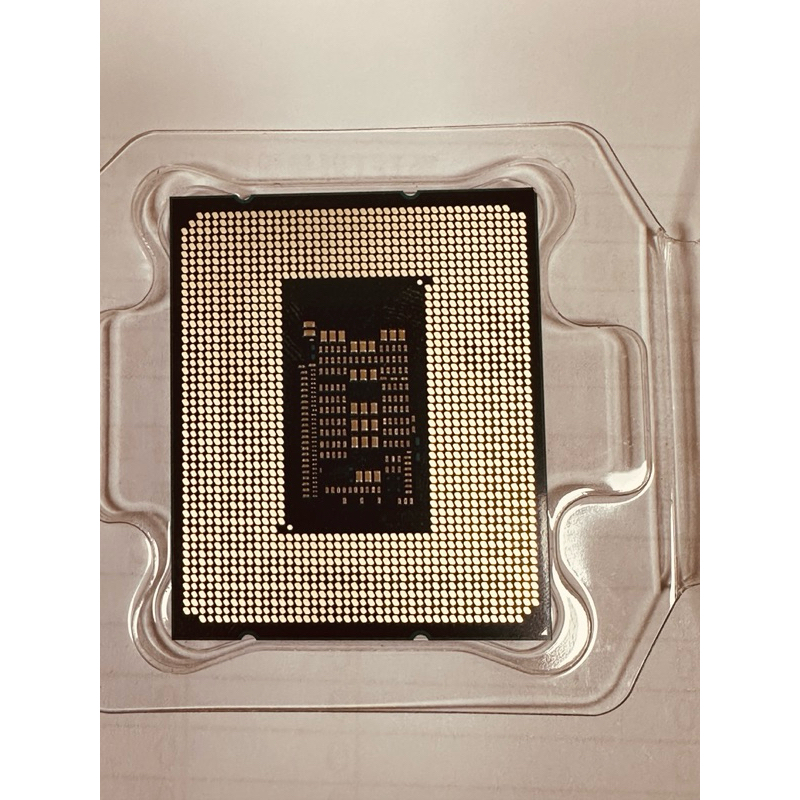 Intel i3-12100F 二手CPU 帶傷良品