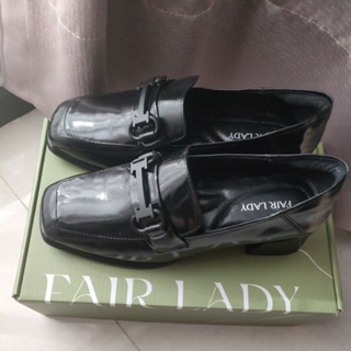 面試黑皮幸運鞋，Fair Lady，黑色，3.5公分，低跟黑色鞋，粗跟好走，楦頭一般（不建議太寬腳板或者福氣腳喔）。