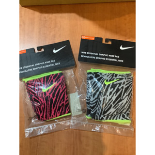 NIKE Essential 排球護膝套 紅黑色XS/S, M/L黑白色M/L, xL/2xL #AC3913-059
