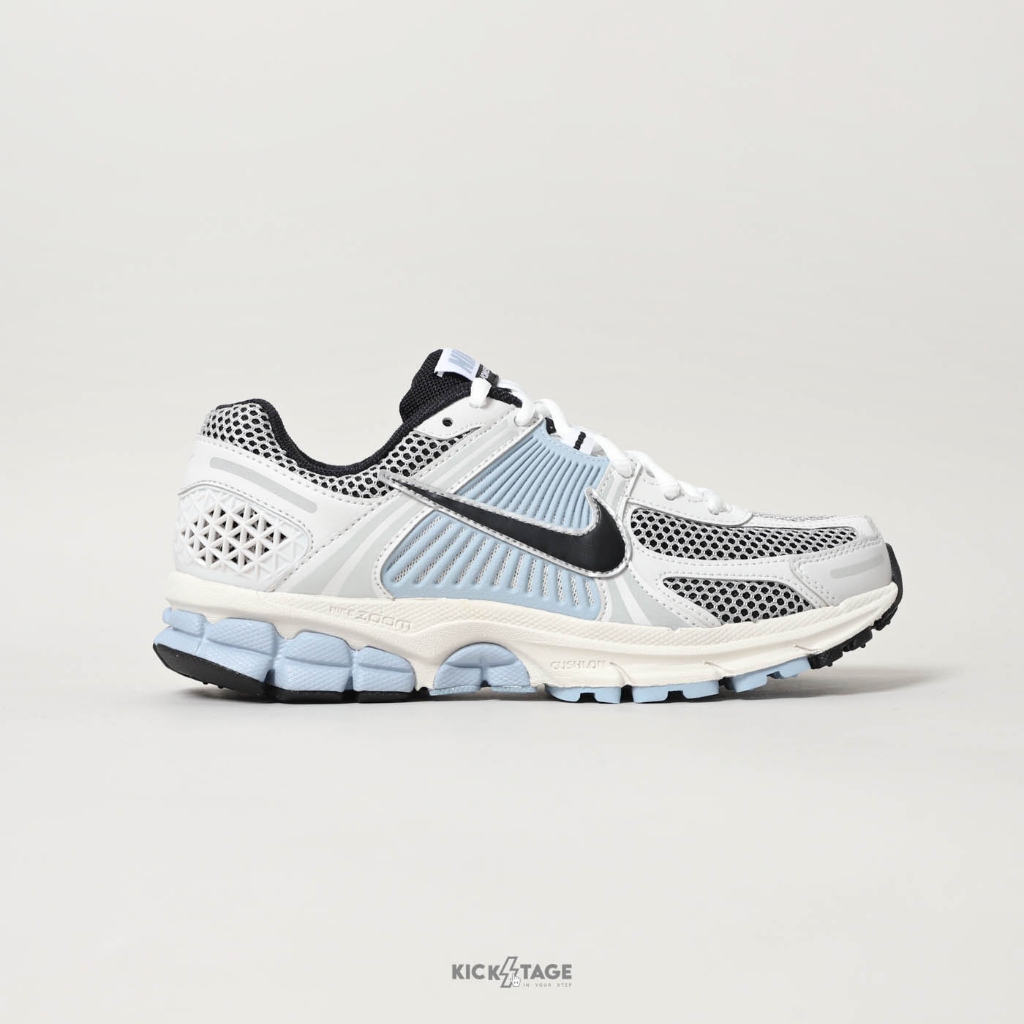 NIKE ZOOM VOMERO 5 'Light Armory Blue' 淺灰藍 復古休閒跑鞋 女鞋【FQ7079】