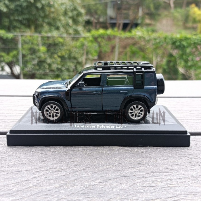 Land Rover Defender 110 1:43模型車 路虎SUV 休旅霸王