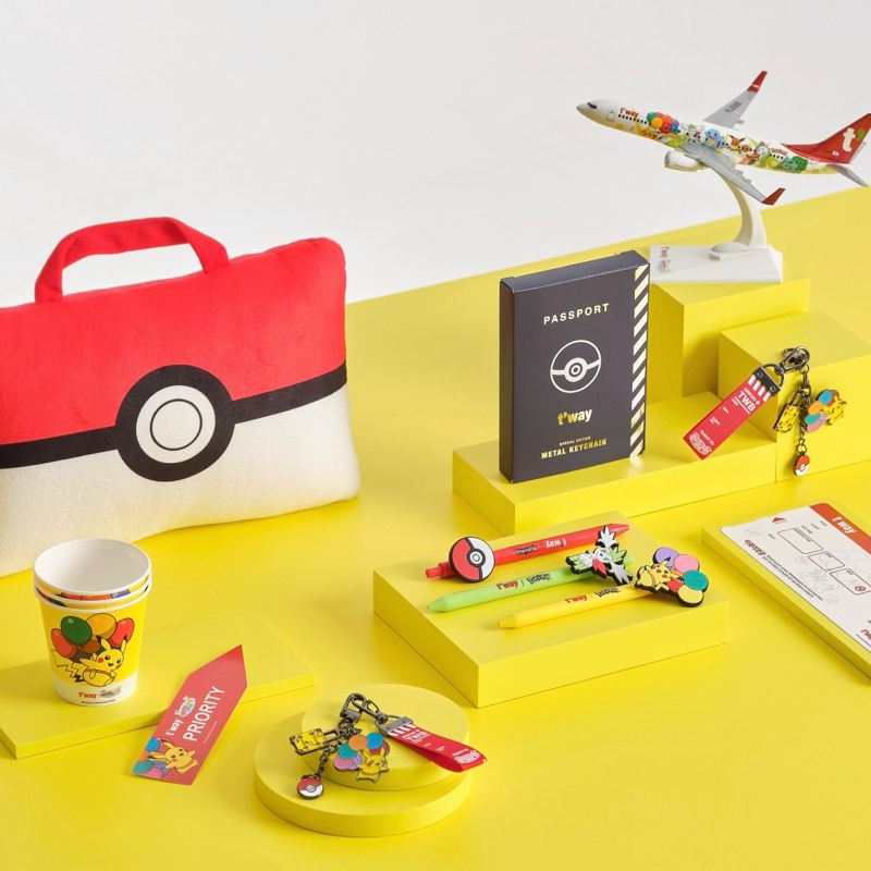 ［韓國代購］現貨 德威航空 X Pokémon 寶可夢 皮卡丘 飛機模型 鑰匙圈 毛毯 筆