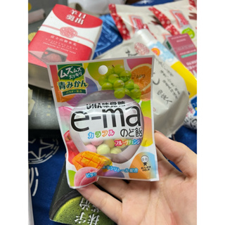 現貨供應快速出日本 UHA味覺糖 e-ma 彩虹水果味28克/50克