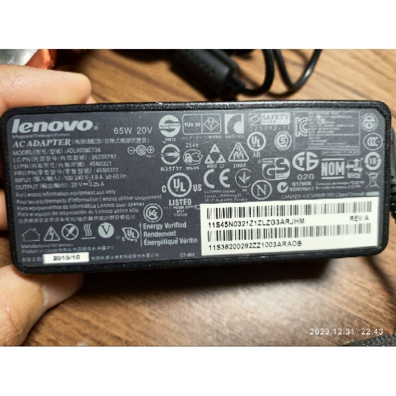 Lenovo筆電 電源供應器 型號:ADLX65NCT3A（二手）