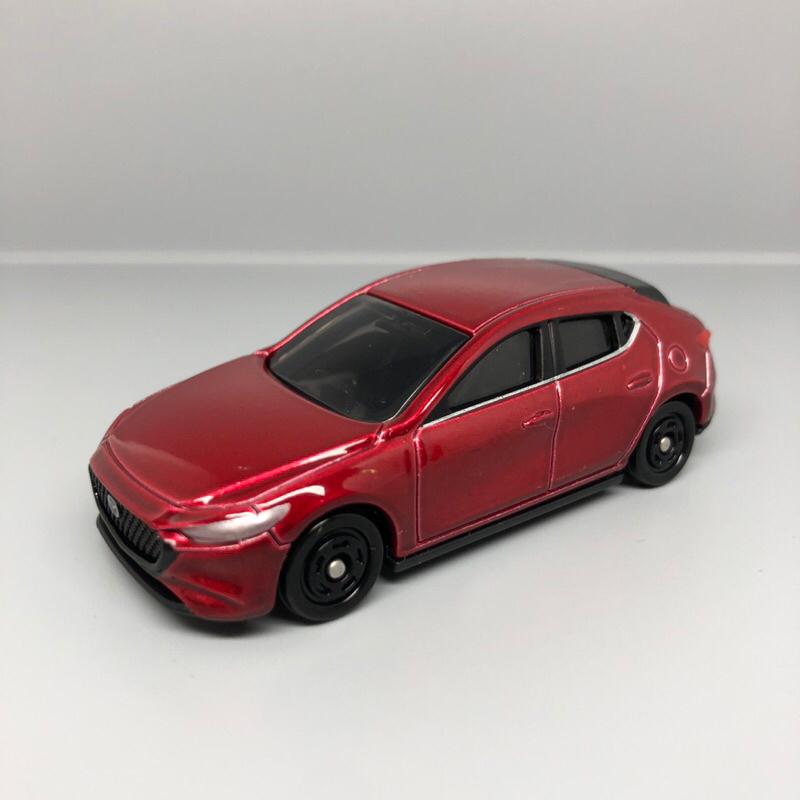 Tomica 46 mazda3