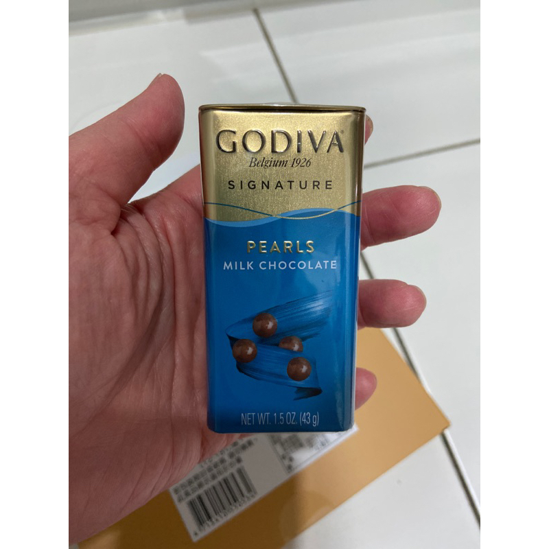 GODIVA 牛奶巧克力豆 鐵盒裝，有塑封膜 (效期2024/06/04)