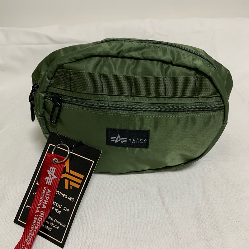 日本 ALPHA INDUSTRIES 腰包 胸背包 40096 軍綠色 全新品