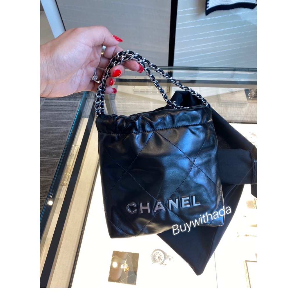 Chanel 22bag mini 黑銀 甜甜價格 $17XXXX 現貨 全新全配