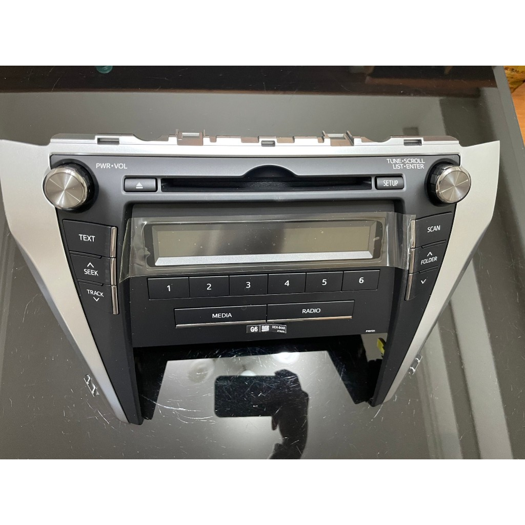 Toyota Camry 原廠音響主機+面板 86120-06A30