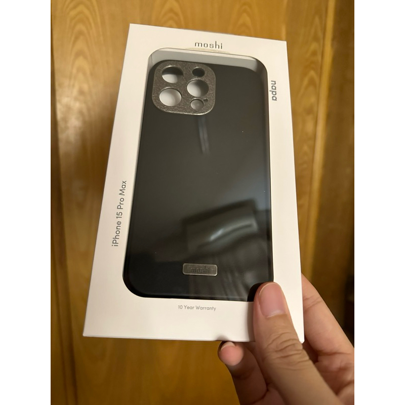 Moshi iPhone 15 Pro Max Napa 皮革保護殼 全新未拆