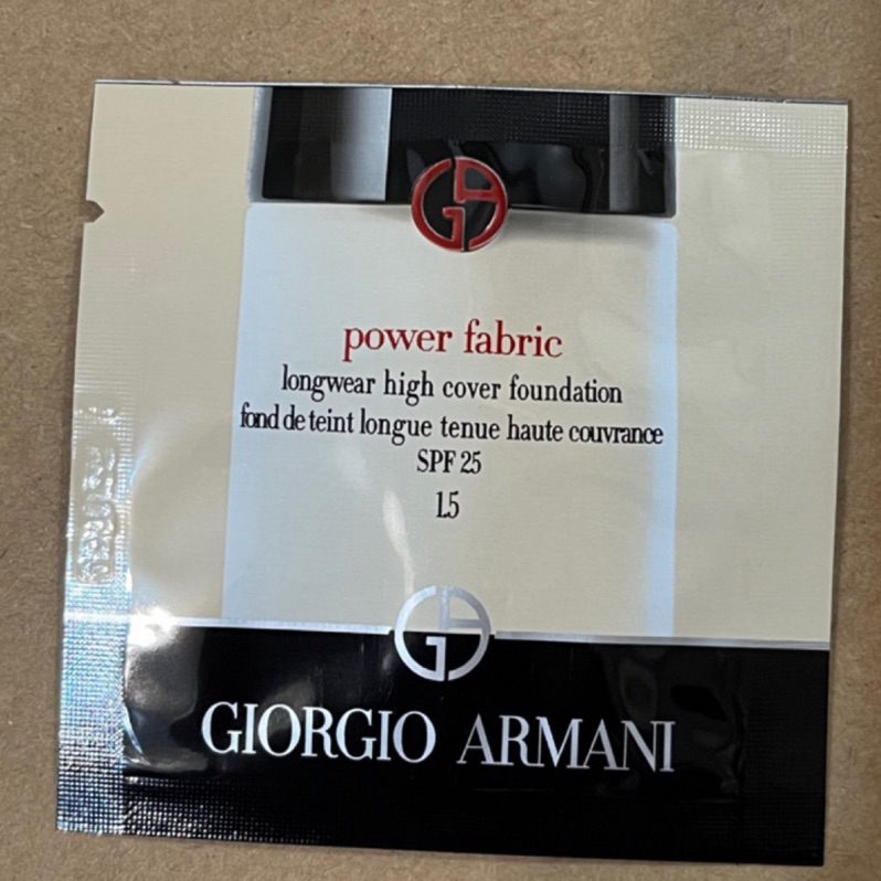 《過期商品》GIORGIO ARMANI完美絲絨水慕斯粉底液試用包（1ml)