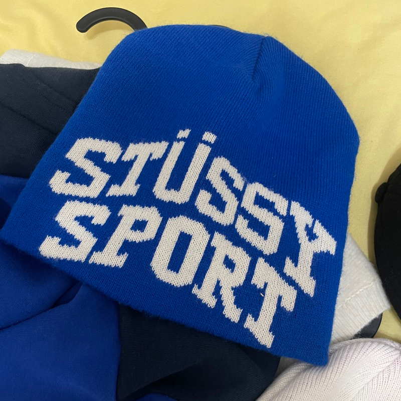 Stussy藍色毛帽