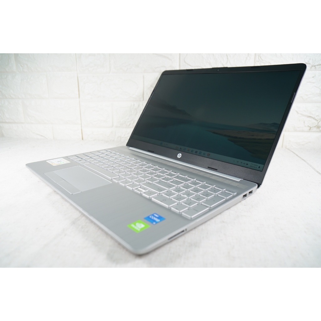 HP 15s-du3004TX 15吋獨顯筆電 i5-1135G7/8G/256G SSD/MX450