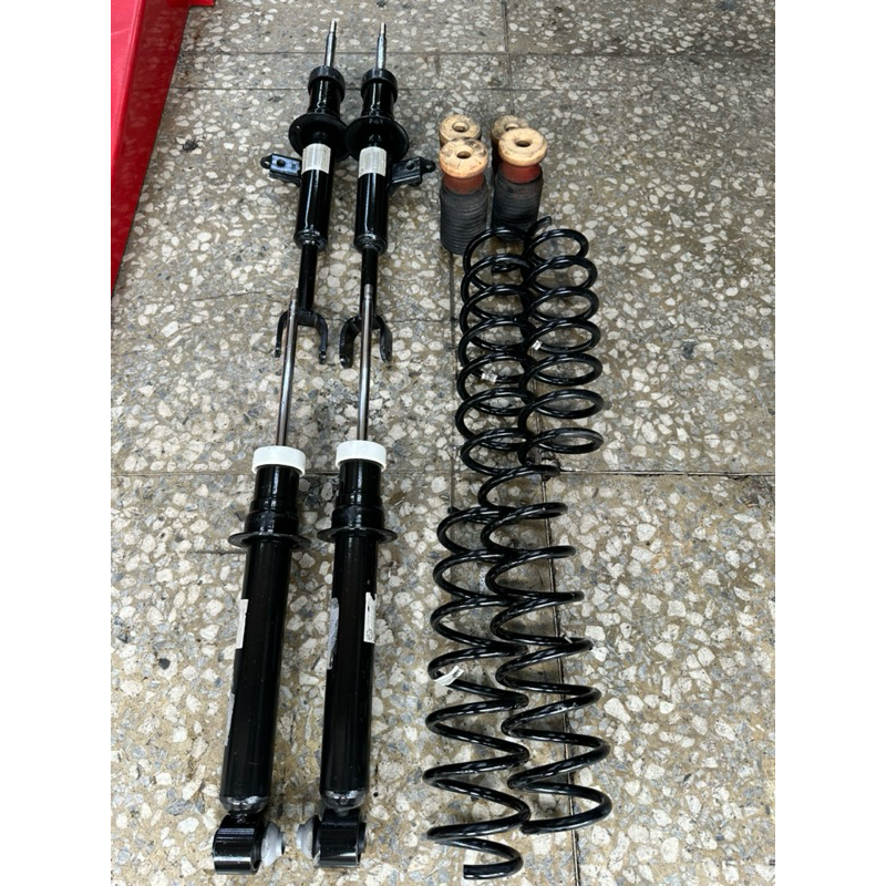 中古避震器桶身良品 原廠BMW 2016 F10 5系都可裝 不含彈簧 528 520